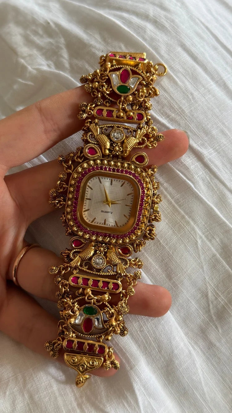 Trending Square dial Ranisahiba(WHITE)